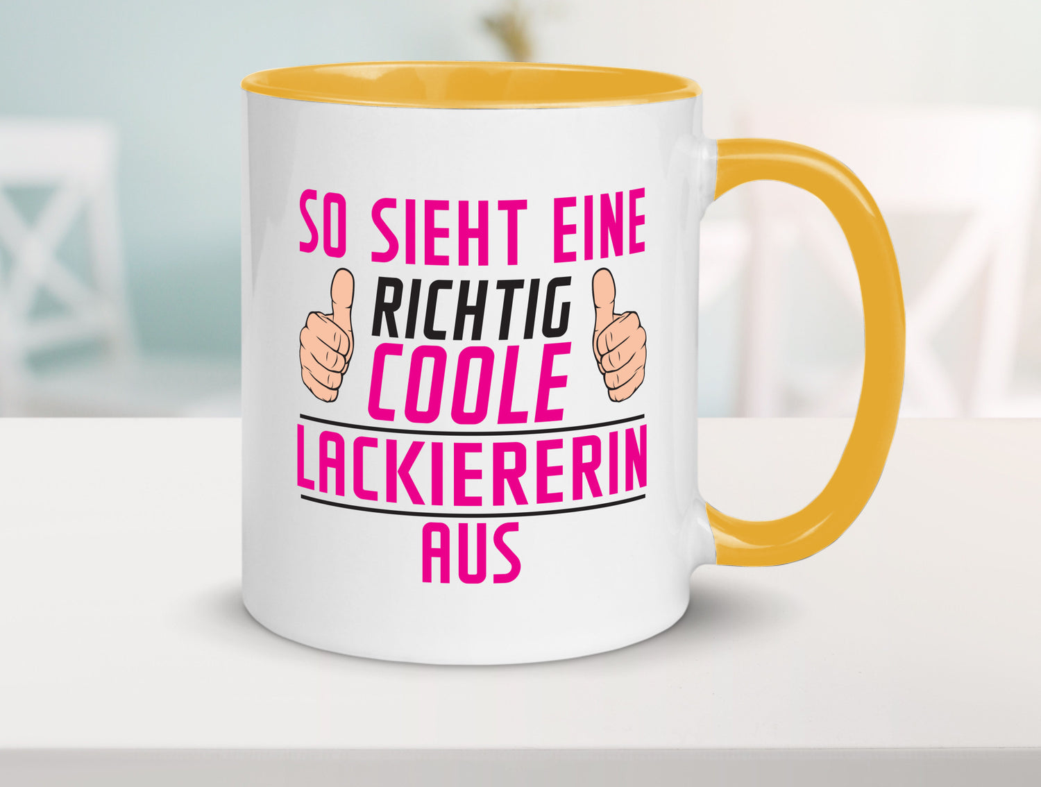 Richtig Coole Lackiererin | lackieren Geschenkidee Humor Tasse