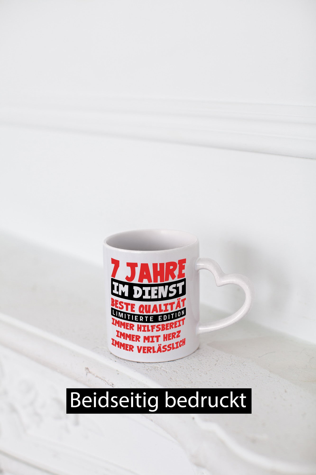 7 Jahre im Dienst | Jubiläum Arbeit v9 Humor Kollegen Büro Geschenkidee Tasse
