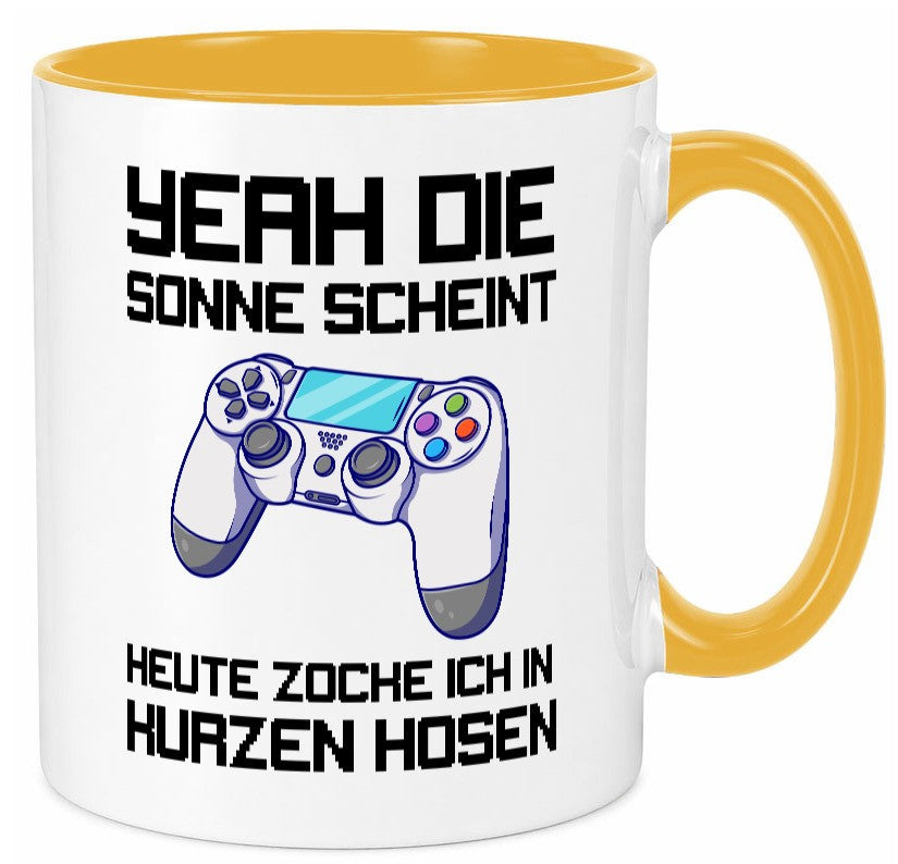 Zocken in kurzen Hosen | Gamer Tasse Statement Humor Geschenkidee