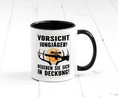 Votsicht Jungjäger | In Deckung Neuling beim Jagen lustig Humor Geschenkidee Tasse