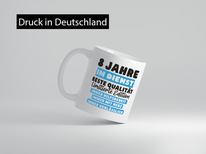8 Jahre im Dienst | Jubiläum Arbeit v6 Humor Kollegen Büro Geschenkidee Tasse