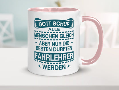 Alle Menschen gleich, die Besten sind Fahrlehrer | Sterne Humor Geschenkidee