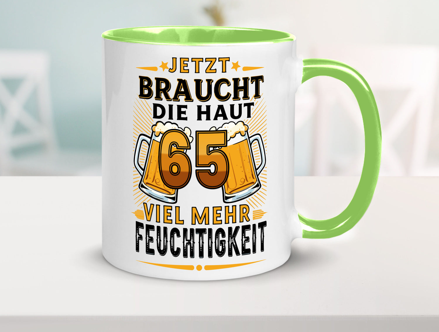 65 braucht die haut mehr Feuchtigkeit | 65. Geburtstag Humor Geschenkidee Tasse