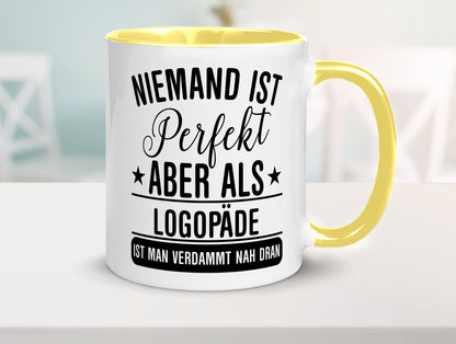 Verdammt nah dran: Logopäde | Sprachtherapie lustig Humor Geschenkidee Geschenk