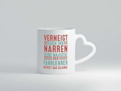 Verneigt euch: Fahrlehrer | Fahrschule v2 Geschenkidee Humor Tasse