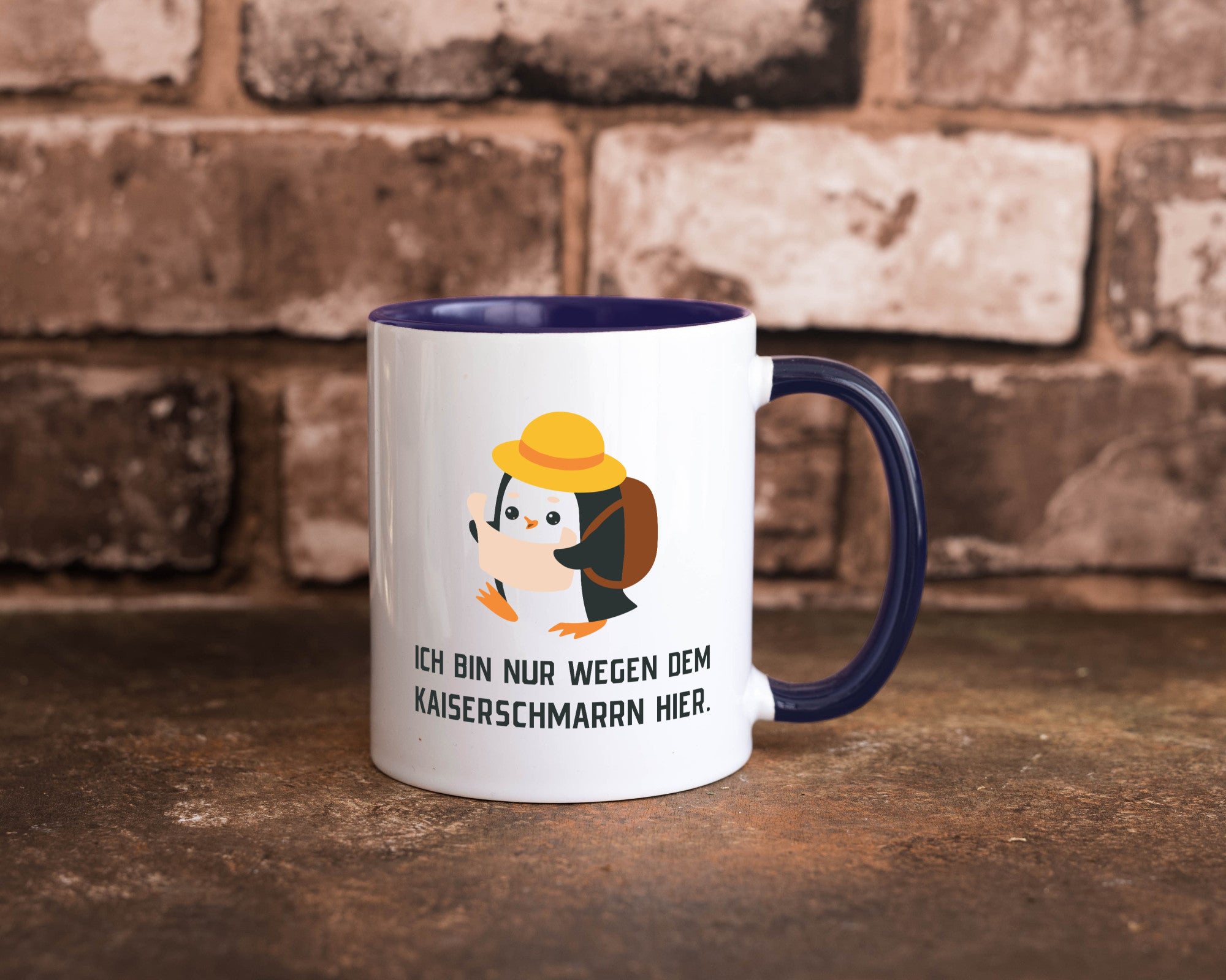 Ich bin nur wegen dem Kaiserschmarrn hier | Pinguin Geschenkidee Humor Tasse