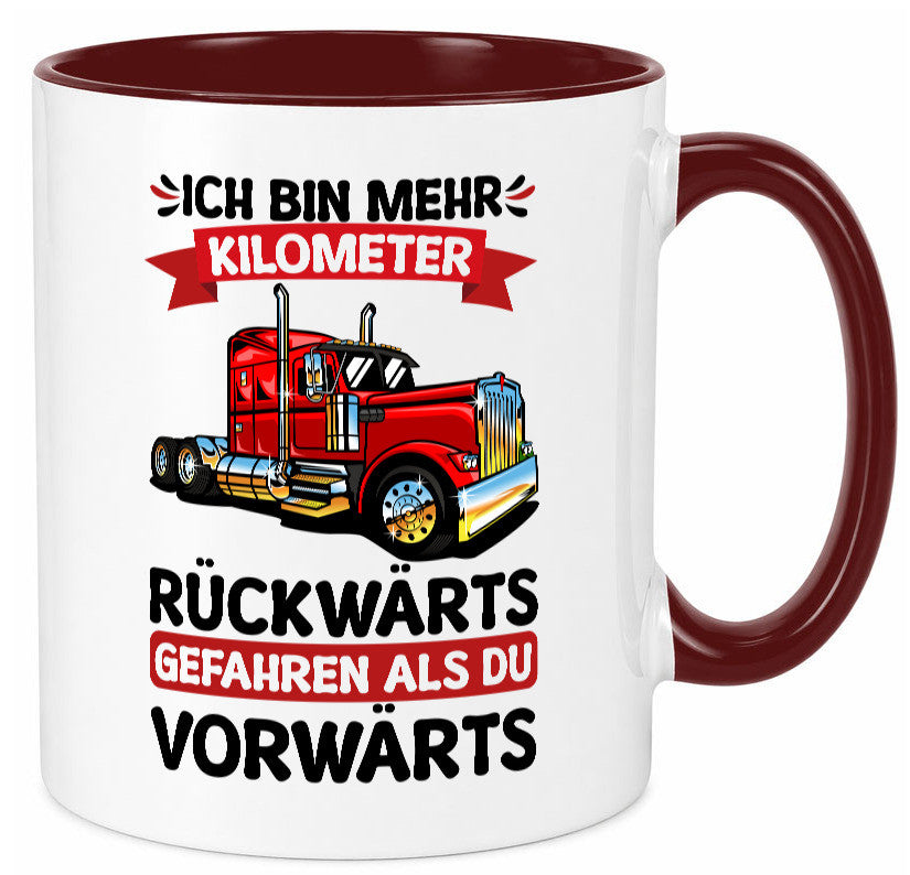 Ich bin mehr Kilometer gefahren | LKW Trucker Geschenk Humor Geschenkidee Tasse