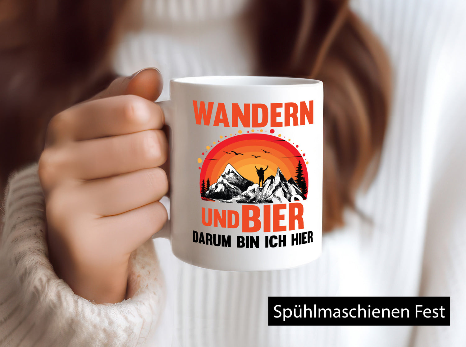 Wandern und Bier darum bin ich hier | lustiger Spruch Geschenk Humor