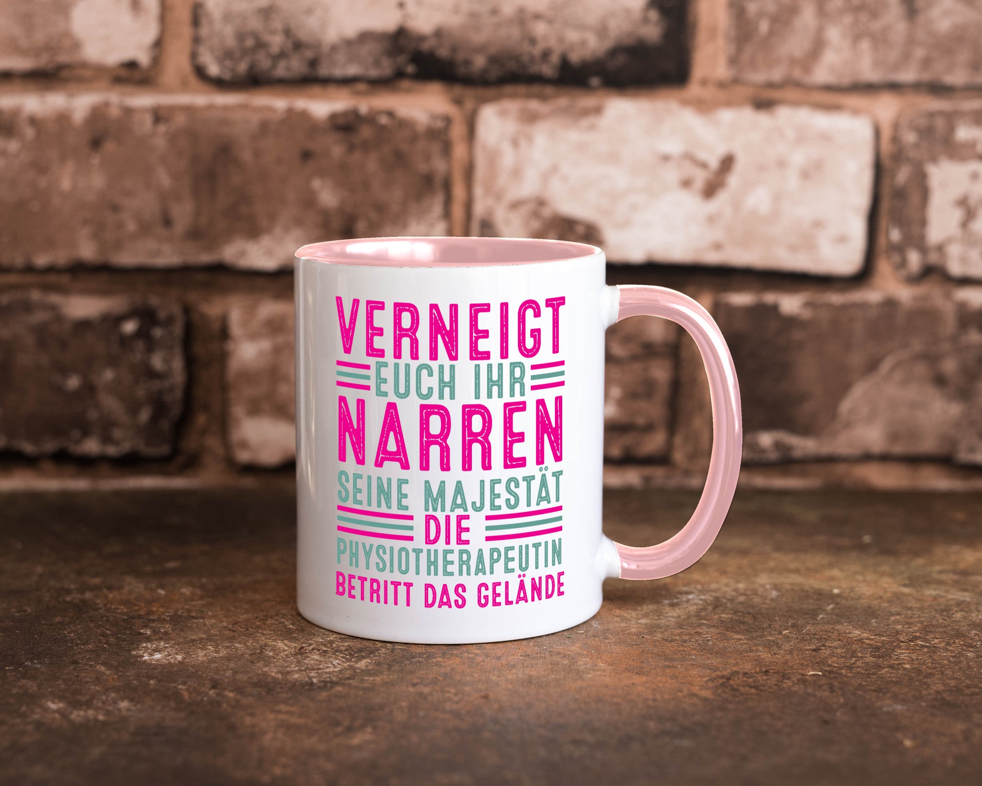 Verneigt euch: Physiotherapeutin Humor Geschenkidee Tasse
