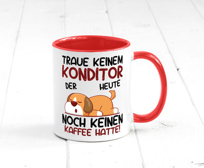 Traue keinem Konditor | Konditorei Humor Geschenkidee Tasse