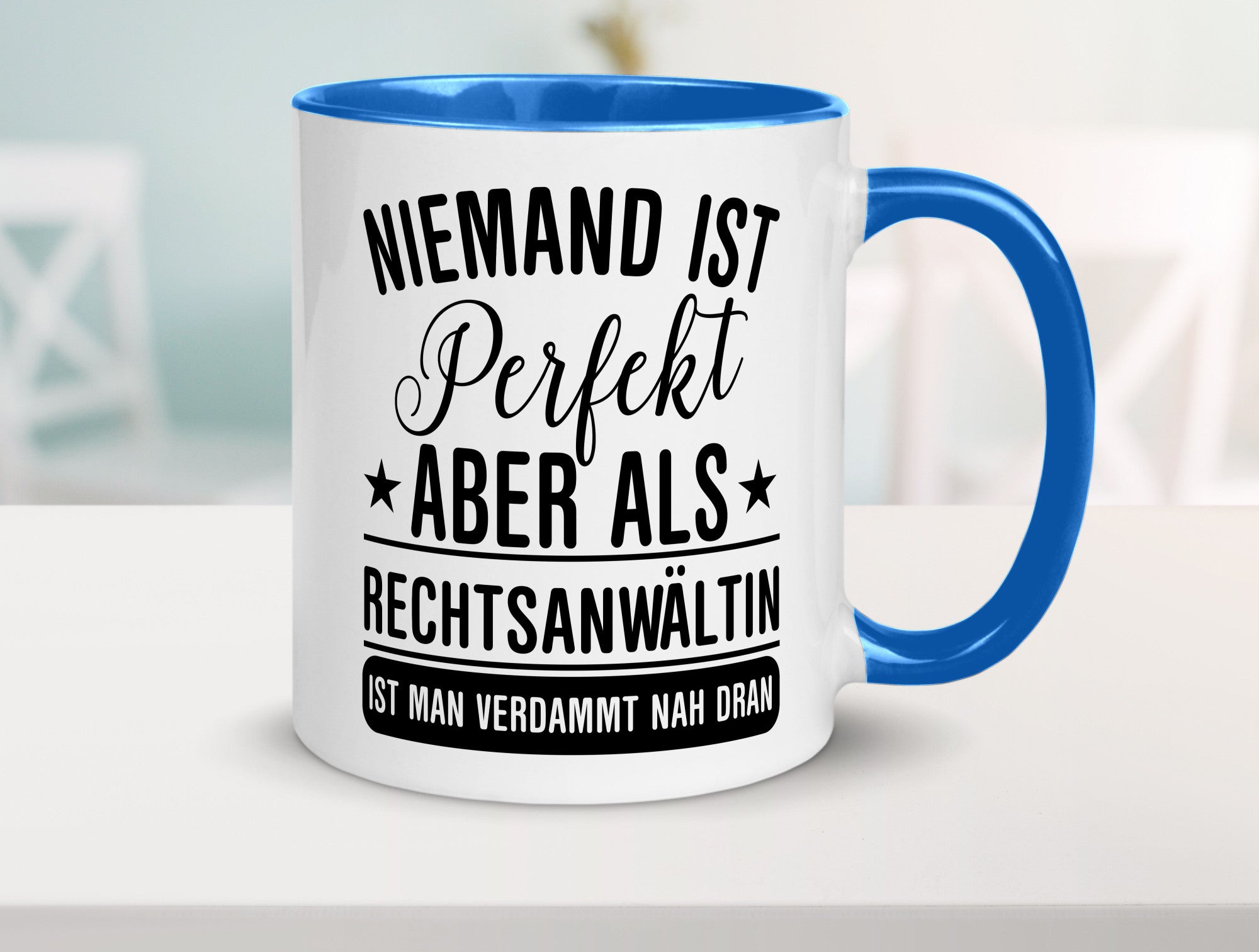 Verdammt nah dran: Rechtsanwältin | Jurstin Anwältin lustiger Spruch Geschenk