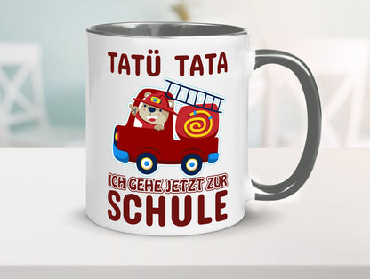 Bär in Feuerwehrauto | Tatü Tata Einschulung Tasse Humor Geschenkidee