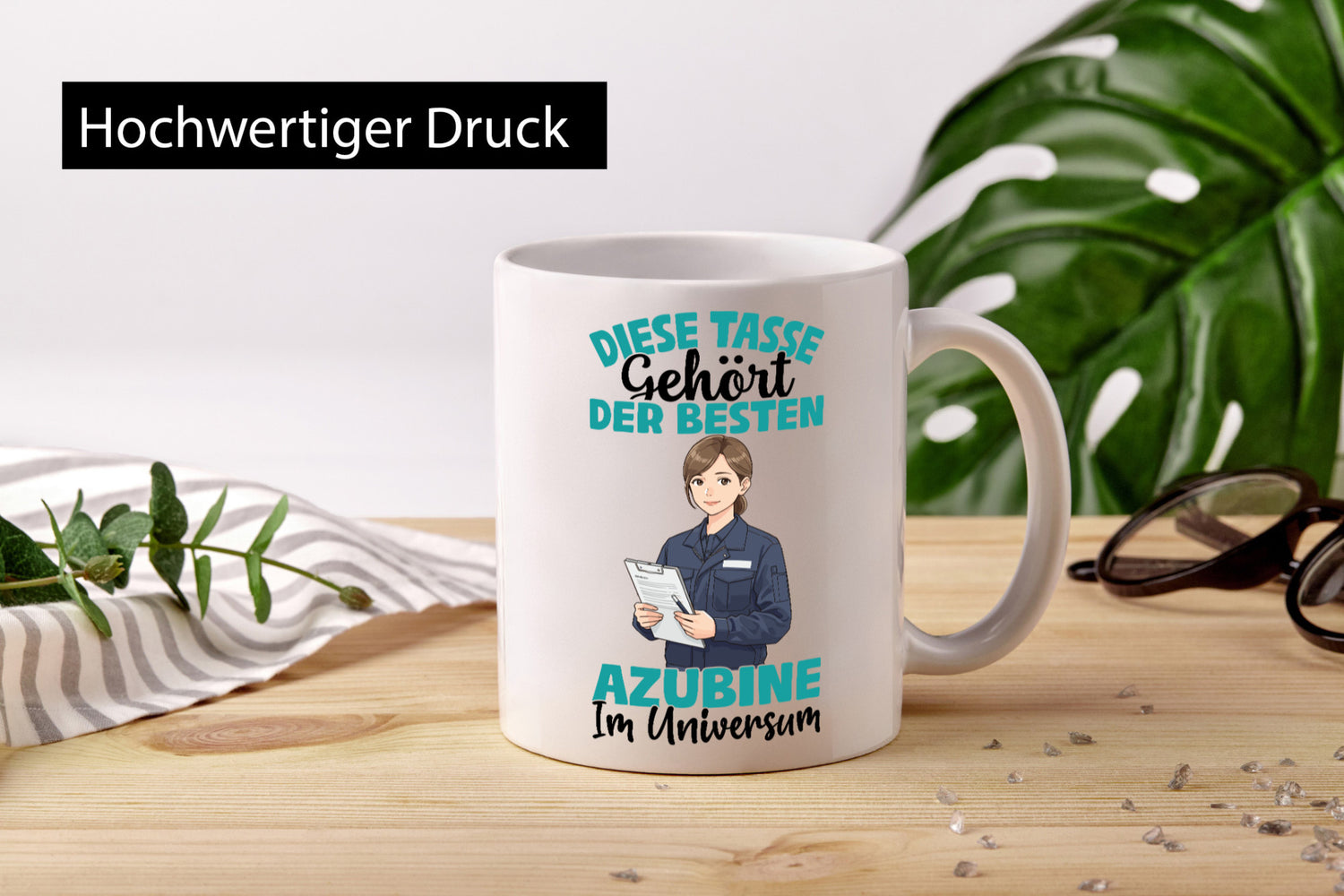Im Universum: Azubine | Ausbildung Lehre Lehrling Geschenkidee Humor Tasse