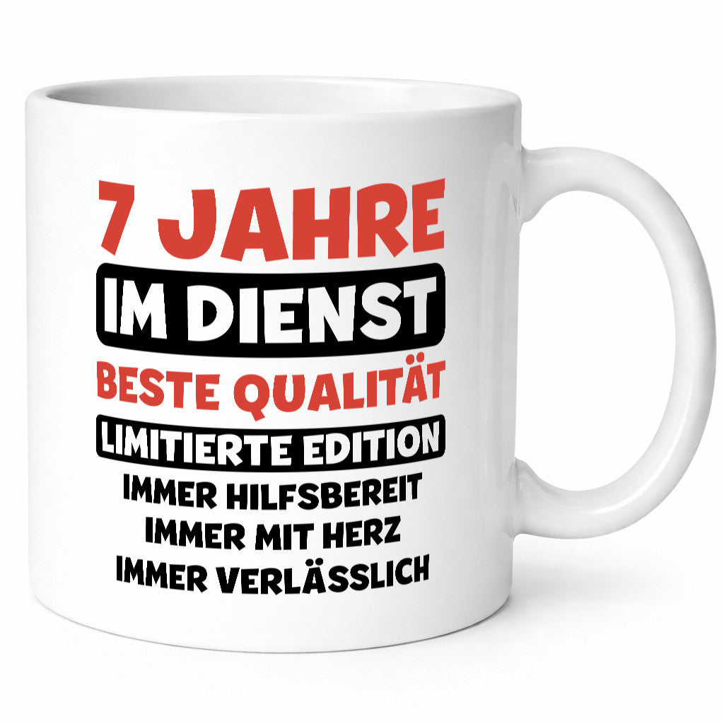7 Jahre im Dienst | Jubiläum Arbeit v3 Geschenkidee Kollegen Büro Humor Tasse