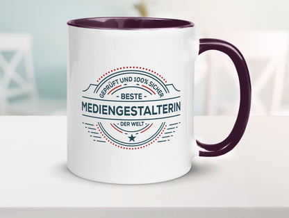 Geprüft und sicher: Mediengestalterin | Medien lustiger Spruch Geschenk Humor