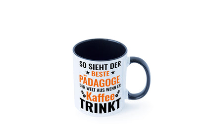 Kaffee trinkt: Pädagoge | Pädagogik Geschenk Humor Geschenkidee lustiger Spruch Tasse