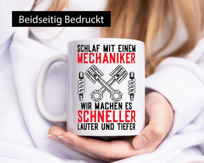 Schlafe mit Mechaniker | Laut und Tief Werkzeug Motor Humor Geschenkidee Tasse
