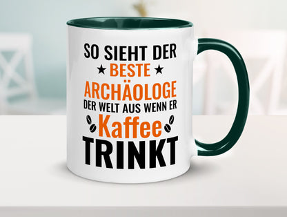 Kaffee trinkt: Archäologe | Archäologie Forscher lustig Humor Geschenkidee