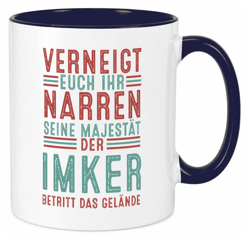 Verneigt euch: Imker | Imkerei Geschenk Humor Geschenkidee lustiger Spruch Tasse