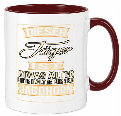 Dieser Jäger ist etwas Älter halten sie sein Jagthorn lustiger Spruch Geschenk