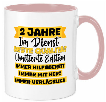 2 Jahre im Dienst | Jubiläum Arbeit v8 lustiger Spruch Geschenk Kollegen Büro