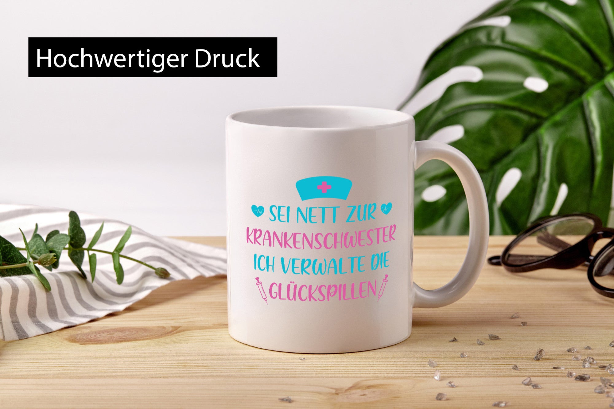 Krankenschwester verwaltet Glückspille | Herzschlag |Spritze lustig Humor