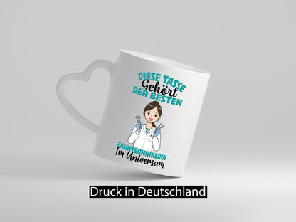 Im Universum: Zahntechnikerin | Zahnmedizin Humor Geschenkidee Tasse