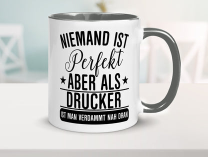 Verdammt nah dran: Drucker | Druckerei Print Medien lustig Humor Geschenkidee