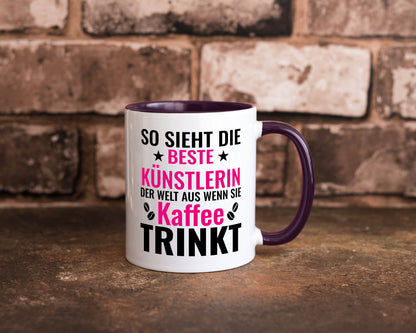 Kaffee trinkt: Künstlerin | Kunst Geschenk Humor Geschenkidee lustiger Spruch