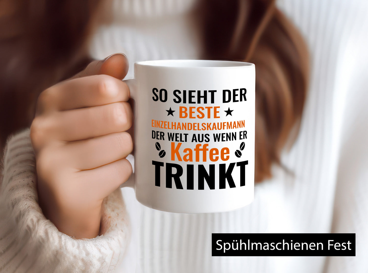 Kaffee trinkt: Einzelhandelskaufmann | Einzelhandel Geschenkidee Humor Tasse