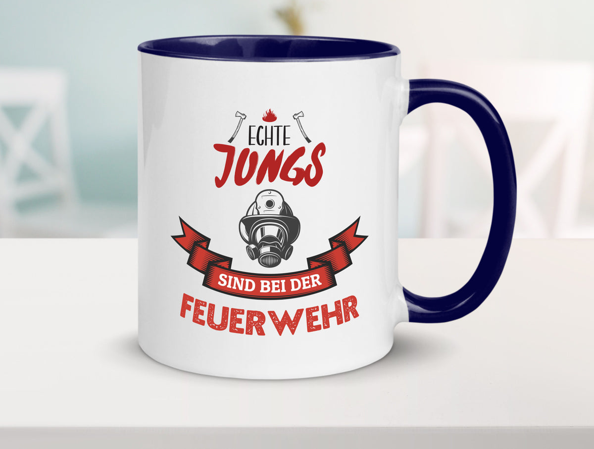 Echte Jungs sind bei der Feuerwehr | Feuerwehrmann lustiger Spruch Geschenk Tasse