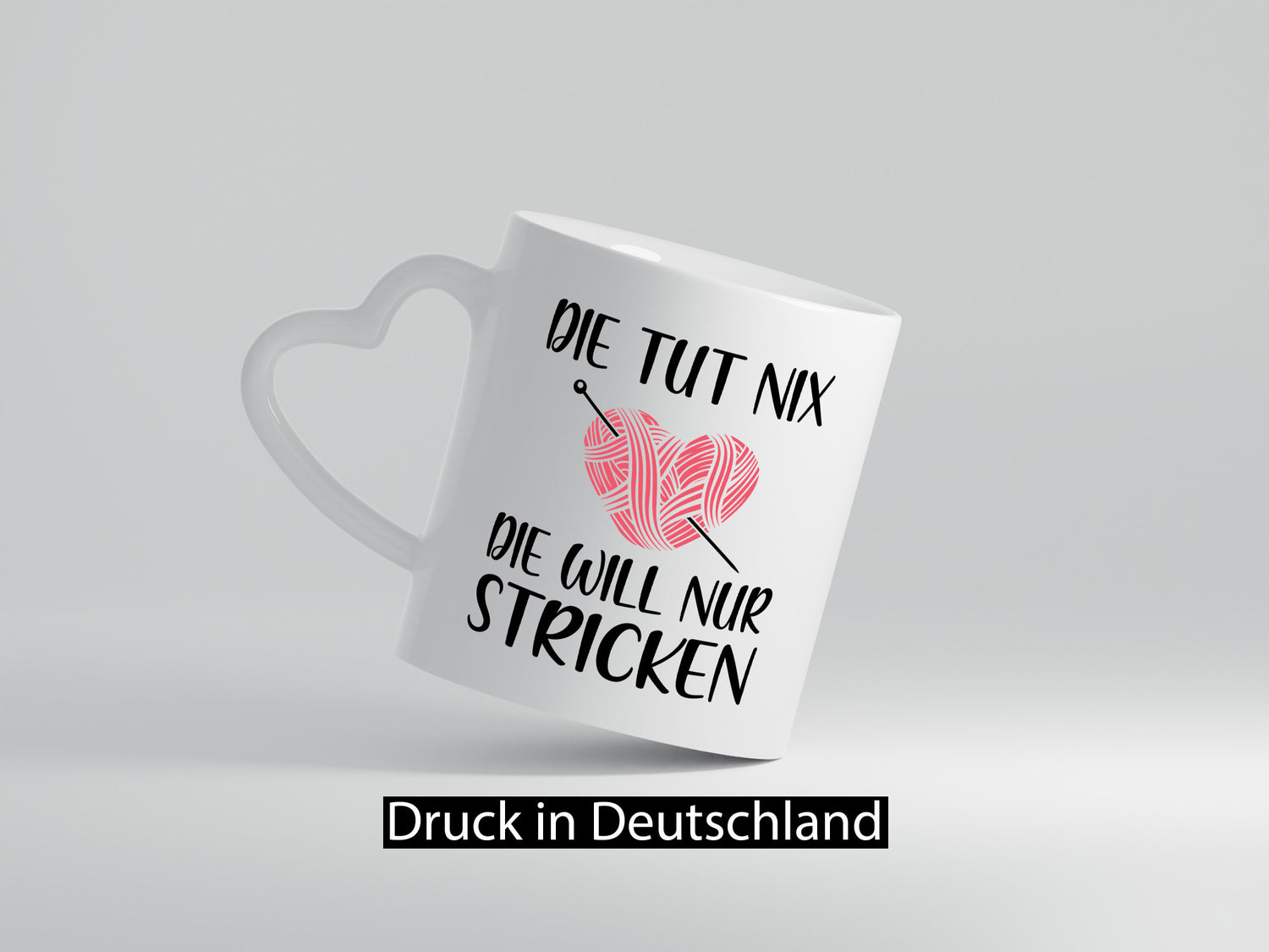 Die tut nix will nur Stricken | Frau lustig Humor Geschenkidee Geschenk Tasse