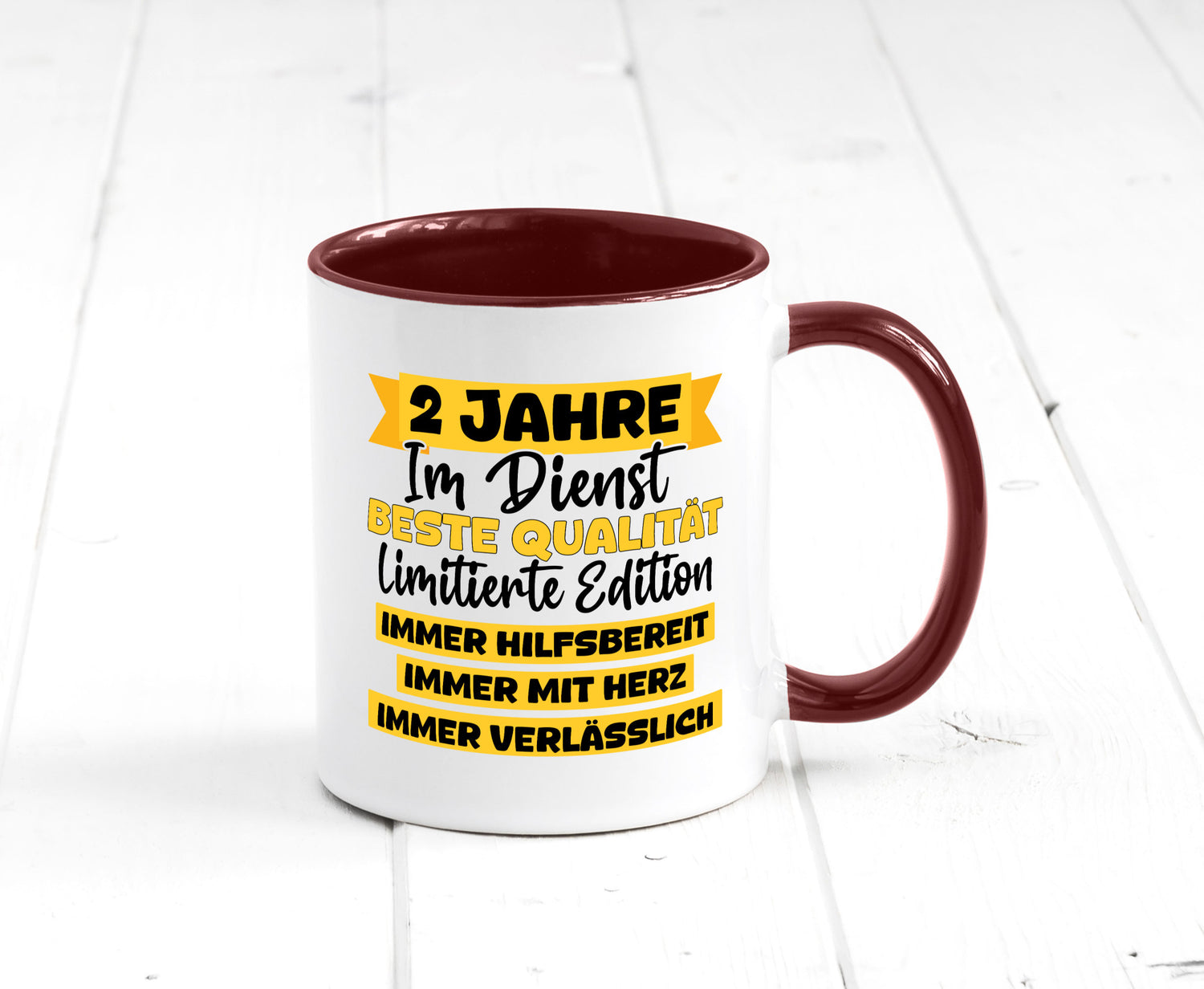 2 Jahre im Dienst | Jubiläum Arbeit v8 lustiger Spruch Geschenk Kollegen Büro