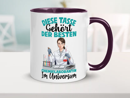 Im Universum: Chemielaborantin | Laborantin Chemie lustiger Spruch Geschenk
