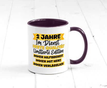 2 Jahre im Dienst | Jubiläum Arbeit v8 lustiger Spruch Geschenk Kollegen Büro