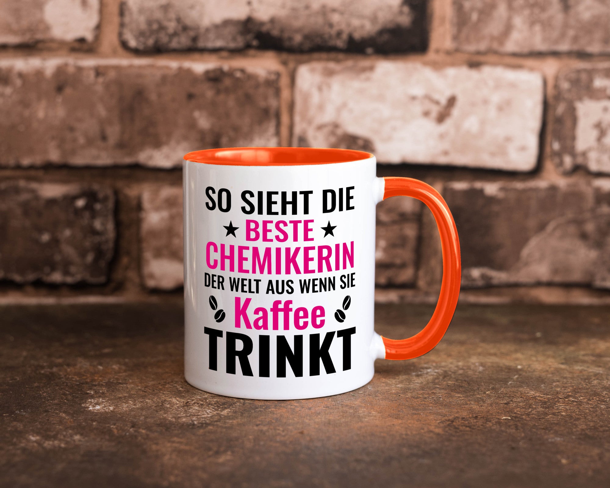 Kaffee trinkt: Chemikerin | Chemie Labor Geschenkidee Humor Tasse