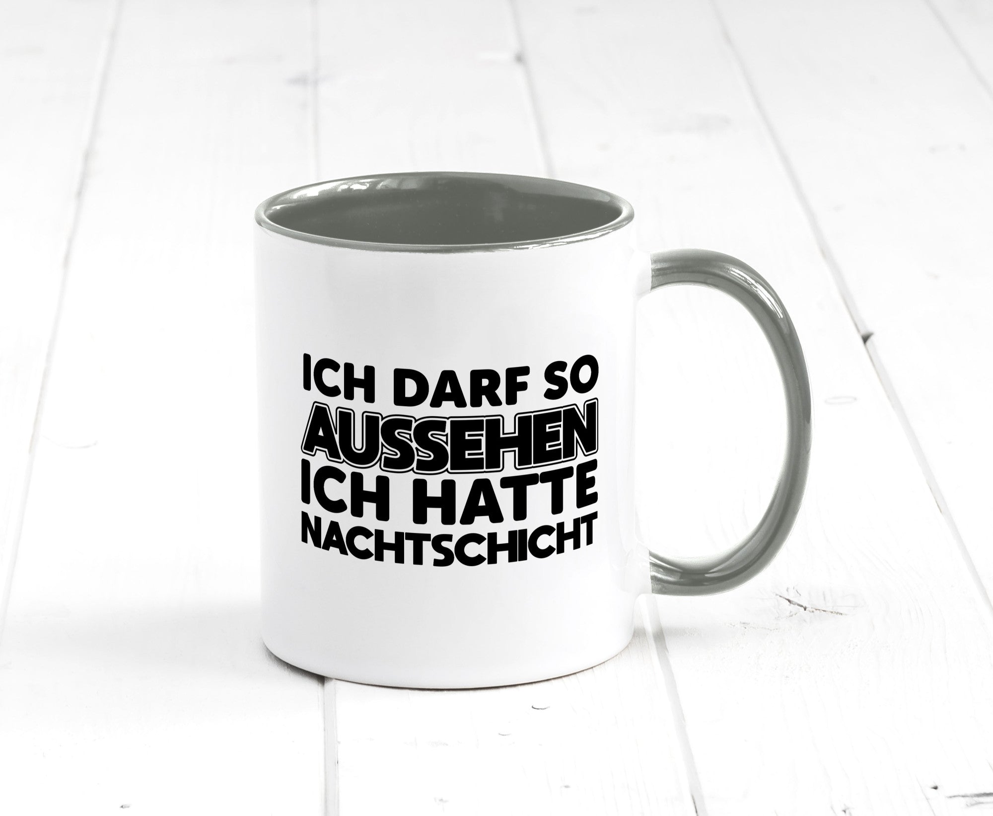 Ich darf so aussehen | Nachtschicht Arbeit lustig Kollegen Büro Geschenk Tasse