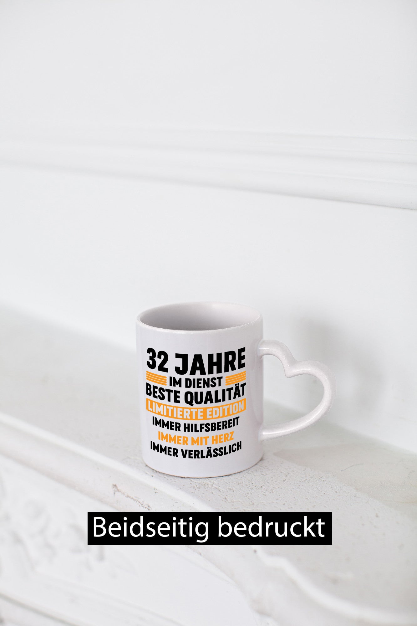32 Jahre im Dienst | Jubiläum Arbeit v2 Humor Kollegen Büro Geschenkidee Tasse