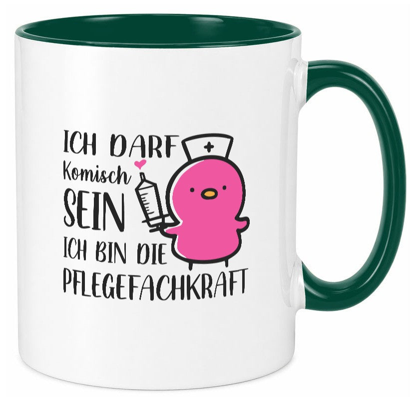 Darf komisch sein, bin Pflegekraft | Küken Spritze lustiger Spruch Geschenk Tasse