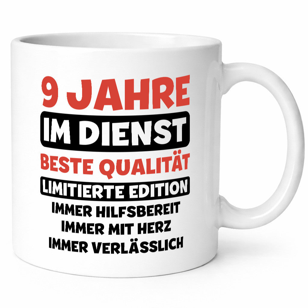 9 Jahre im Dienst | Jubiläum Arbeit v3 Geschenkidee Kollegen Büro Humor Tasse