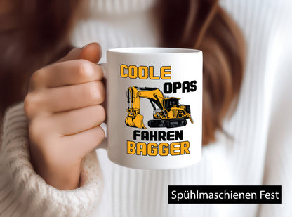 Coole Opas fahren Bagger | Baggerfahrer Opa Geschenkidee Familie Humor Tasse