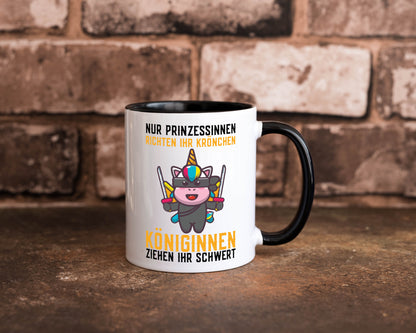 Königinnen ziehen ihr Schwert | Einhorn Prinzessin Geschenk Humor Geschenkidee Tasse
