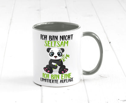Ich bin nicht seltsam | süßer Pandabär lustiger Spruch Humor Geschenkidee Tasse