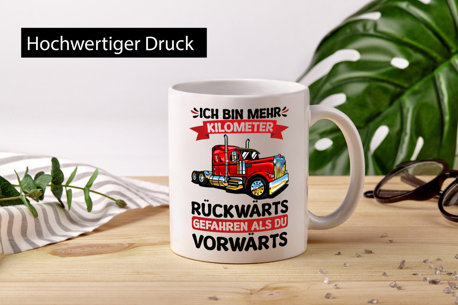 Ich bin mehr Kilometer gefahren | LKW Trucker Geschenk Humor Geschenkidee
