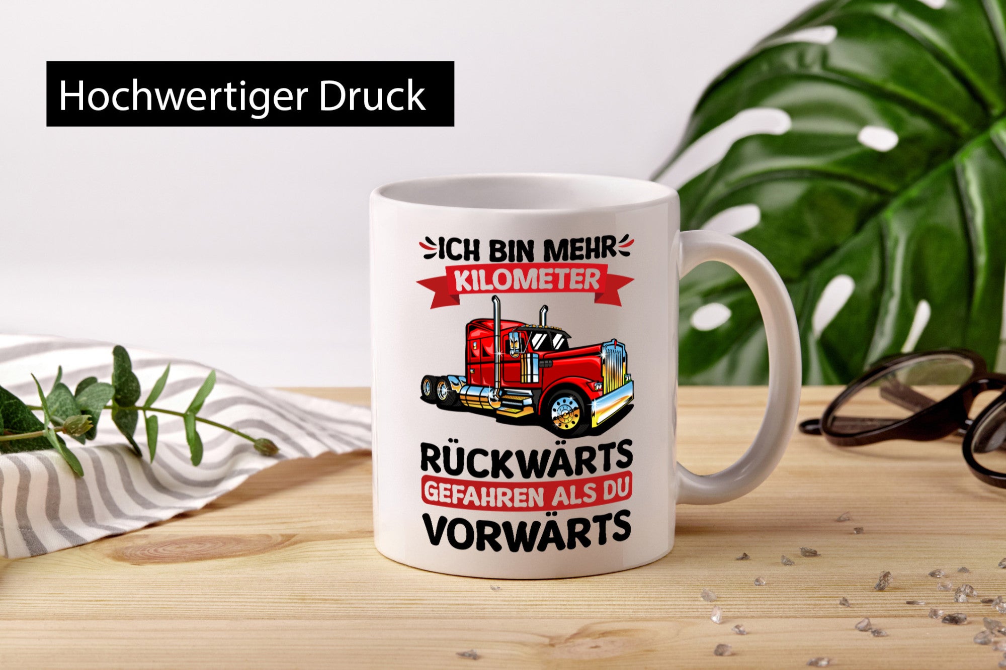Ich bin mehr Kilometer gefahren | LKW Trucker Geschenk Humor Geschenkidee