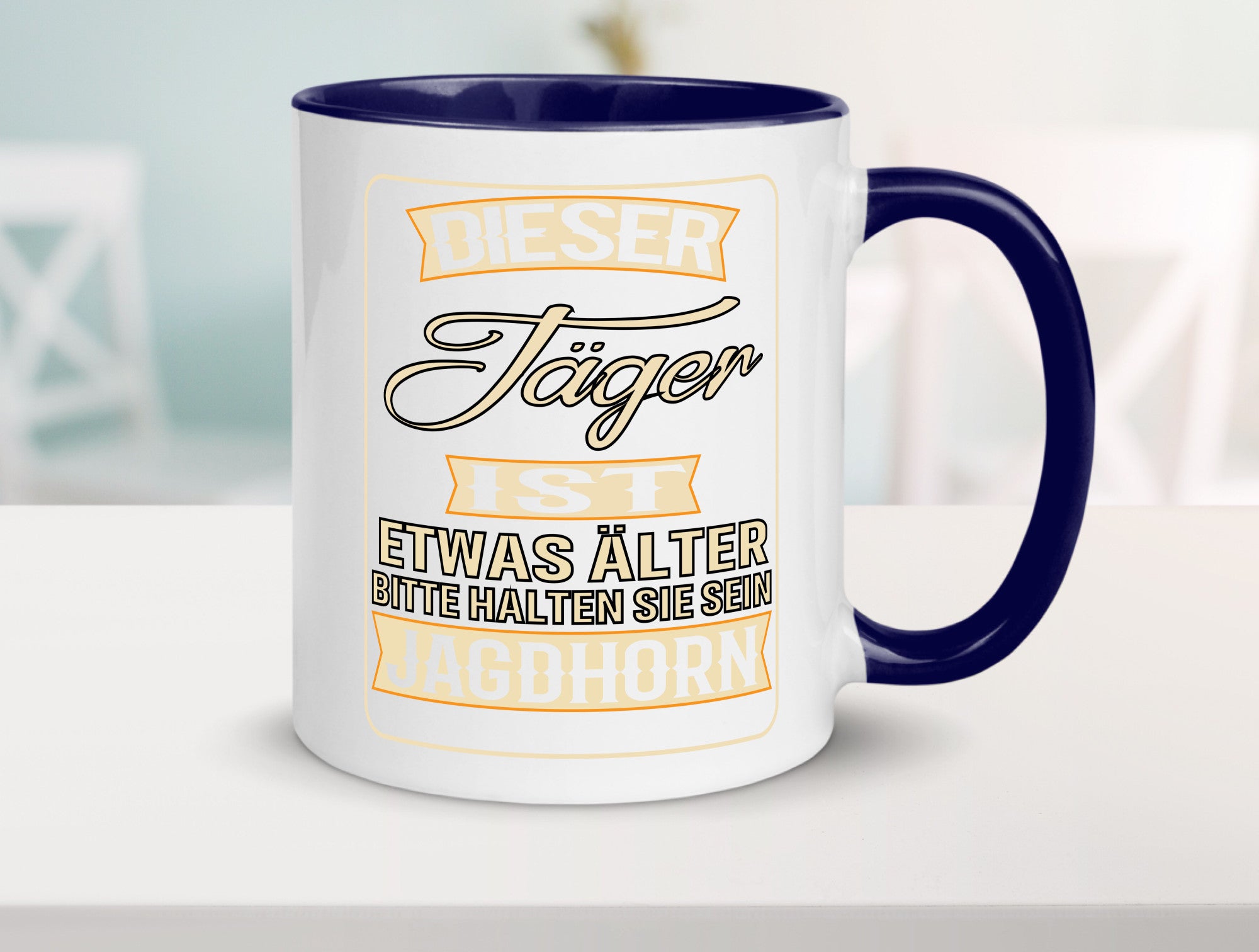 Dieser Jäger ist etwas Älter halten sie sein Jagthorn lustiger Spruch Geschenk