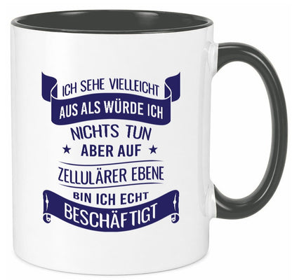 Sehe aus als würde ich nichts tun, bin beschäftigt | Sterne Geschenk Humor Tasse