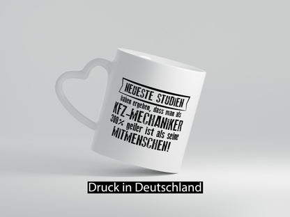 Neuste Studien: KFZ-Mechaniker | Werkstatt Mechaniker Geschenkidee Humor Tasse