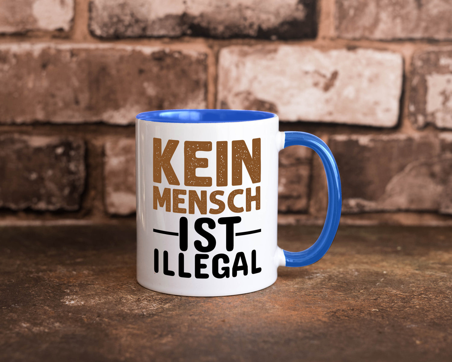Kein Mensch ist illegal | Spruch Gleichberechtigung Humor Geschenkidee Tasse