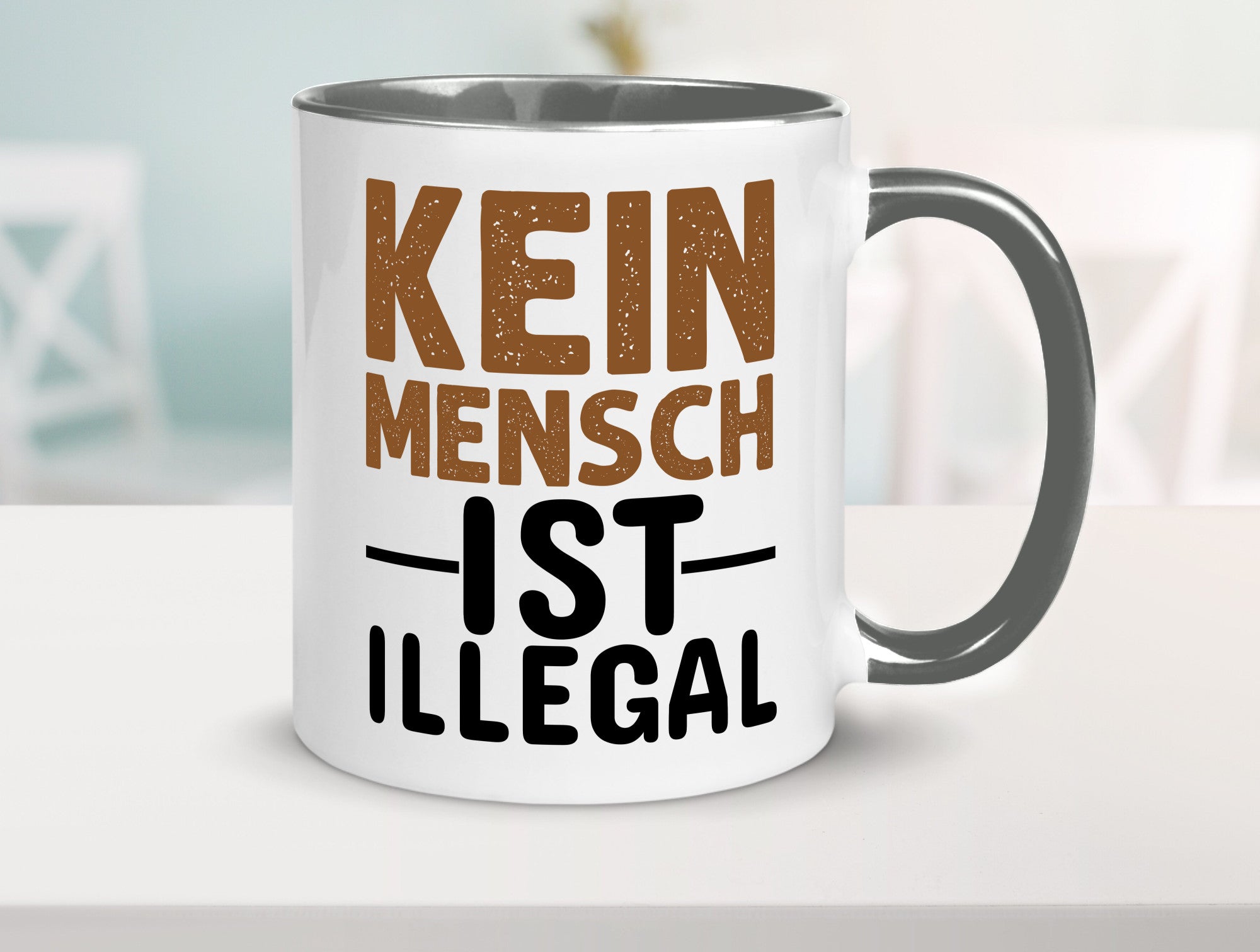 Kein Mensch ist illegal | Spruch Gleichberechtigung Humor Geschenkidee Tasse